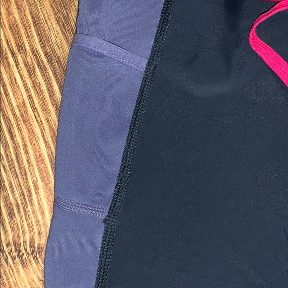 Adidas below the knee supernova capris - Picture 6 of 7